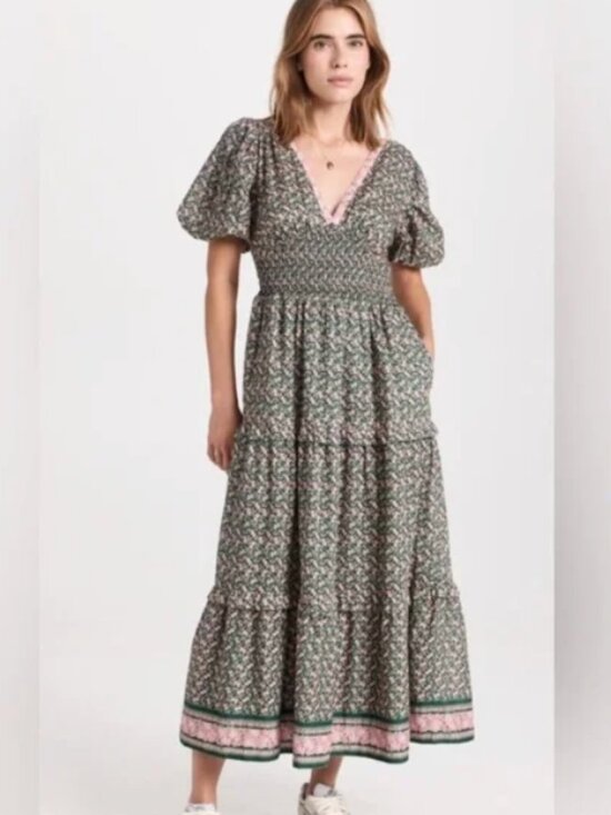 Trovata Dresses & Skirts - Trovata Birds of Paradis Smocked Floral Midi Dress - Tie Back